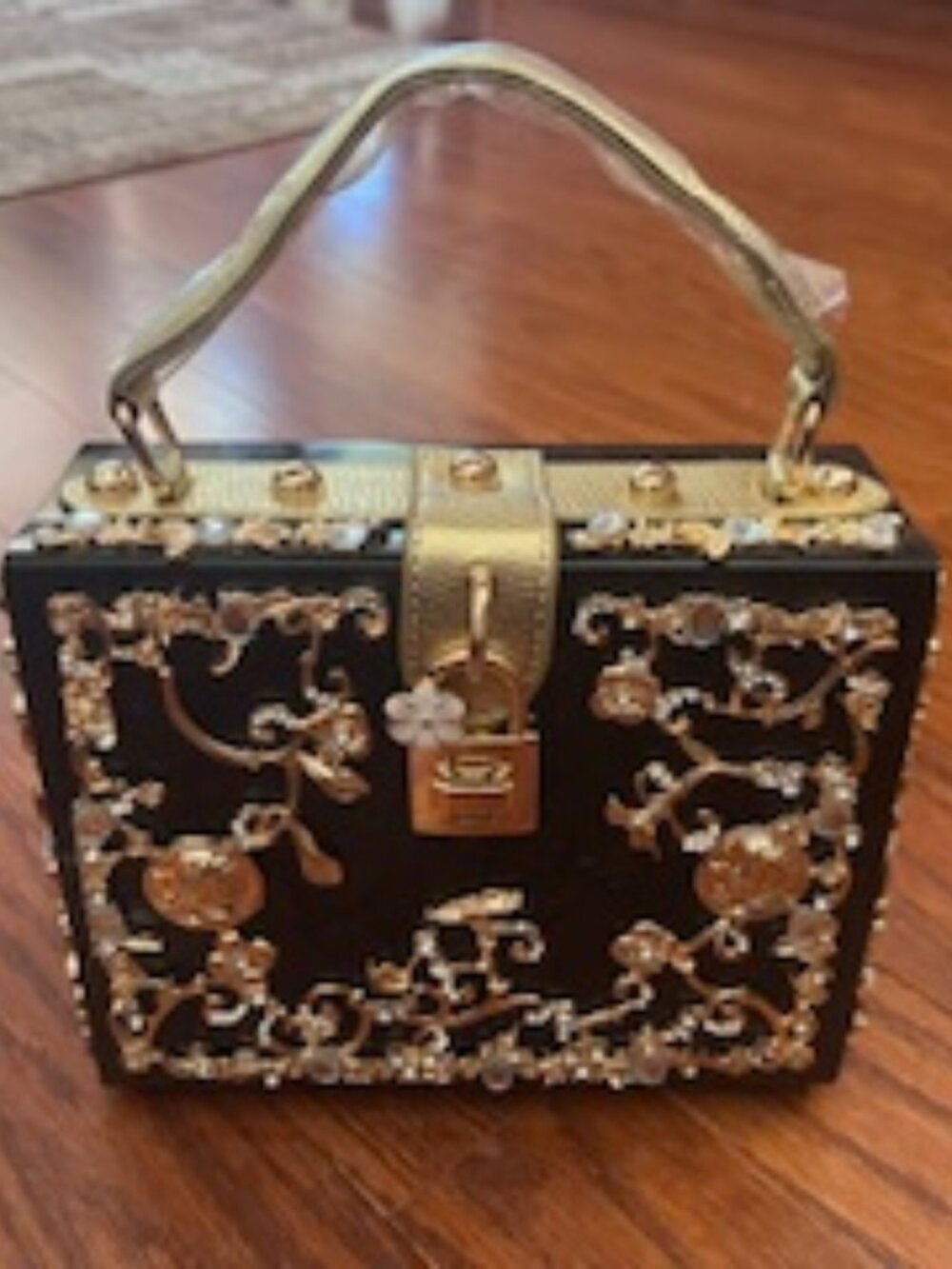 Verano Hill Luxury Evening Bag in Black/ Gold